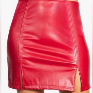 NWT faux mini skirt Medium